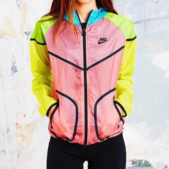 nike hyperfuse windrunner